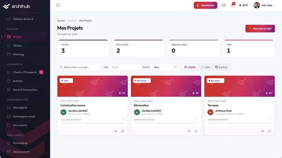 L'application ArchiHub d&eacute;velopp&eacute;e par Akyana : liste des projets, sur ordinateur et sur mobile